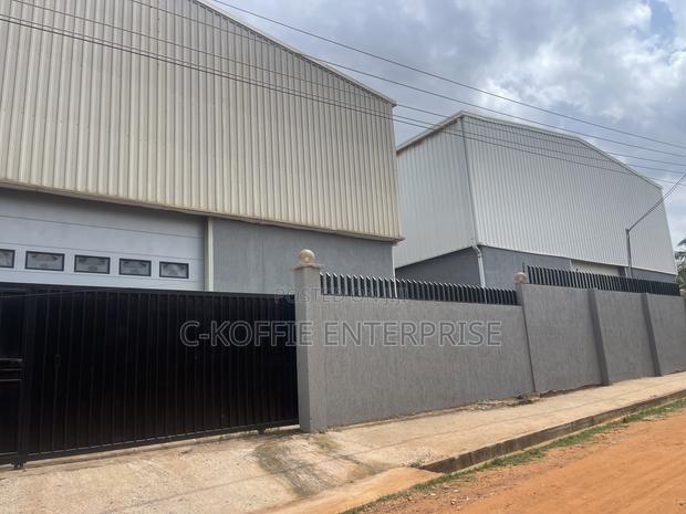 640 SQM Warehouse at North Kaneshie Industrial Area · Photo 2