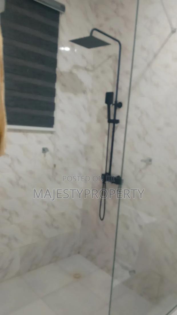 Fully Furnished 2bedrooms Apartments Ashaley Botwe for Rent · Photo 6