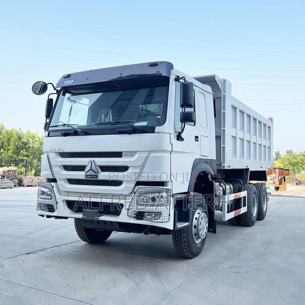 Howo Trucks Available · Photo 3