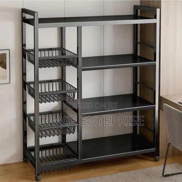 Ultra Modern and Super Quality Kitchen Shelves in Many Piece · Photo 1