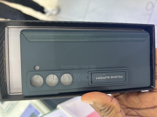 Galaxy Zfold 6 Case With Pen · Photo 5