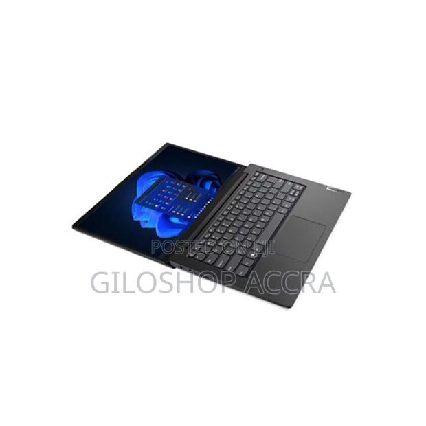 New Laptop Lenovo V15 8GB Intel Core I5 SSD 512GB · Photo 3
