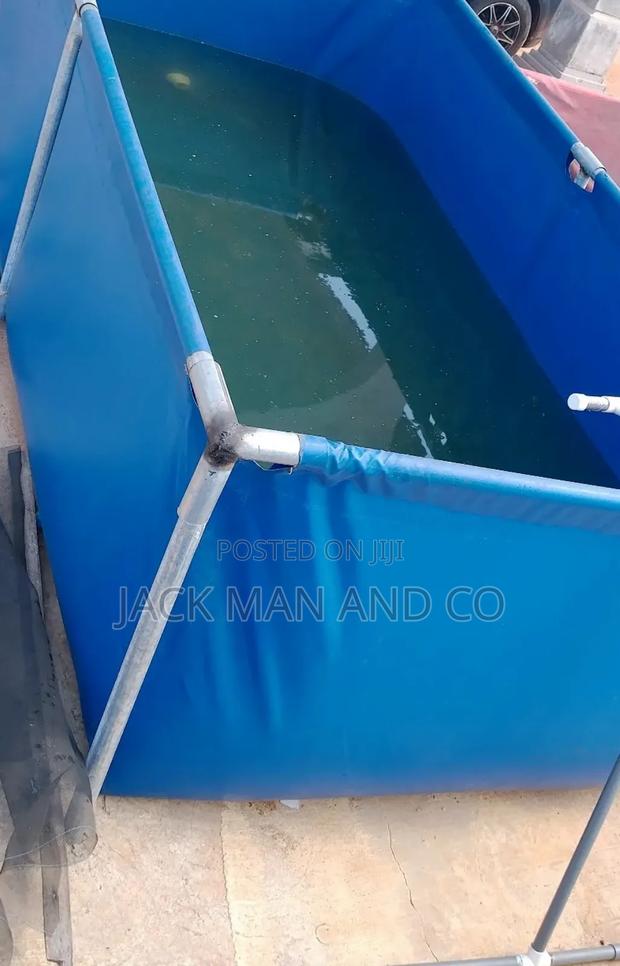 5 Feet's by 10 Feet's Tarpaulin Tank · Photo 3