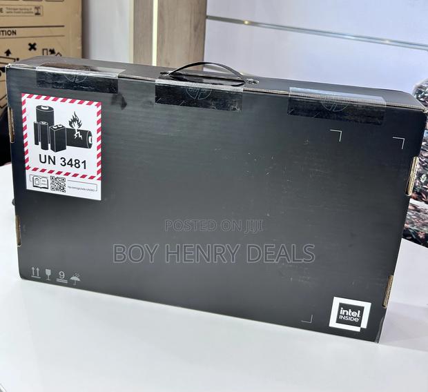 New Laptop HP Envy X360 16GB Intel Core I7 SSD 512GB · Photo 3