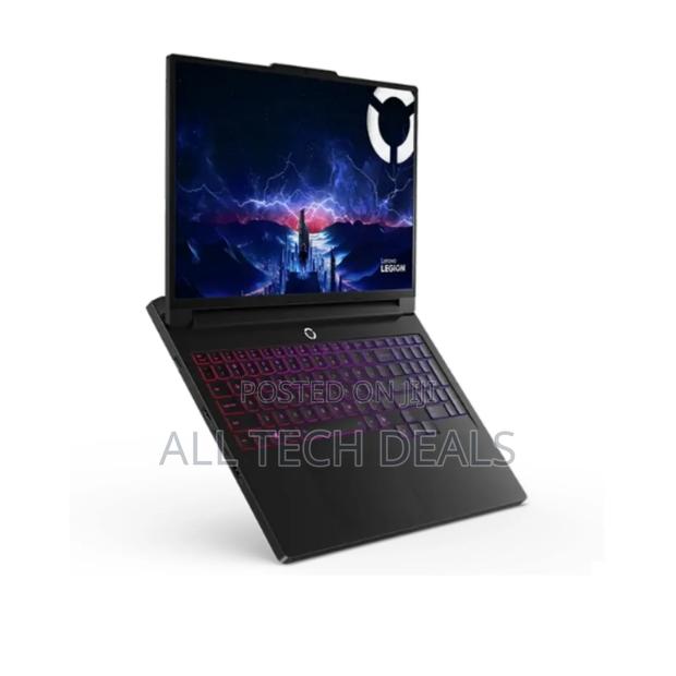 New Laptop Lenovo Legion 7 32GB Intel Core I9 SSD 1T · Photo 2