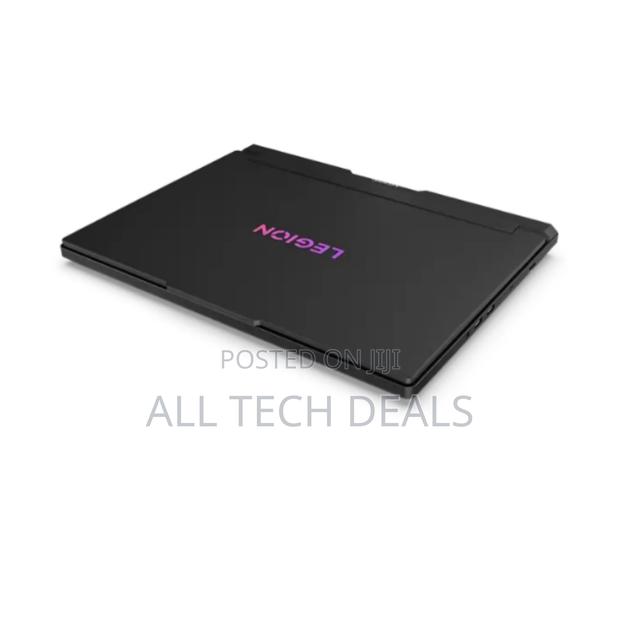 New Laptop Lenovo Legion 7 32GB Intel Core I9 SSD 1T · Photo 3