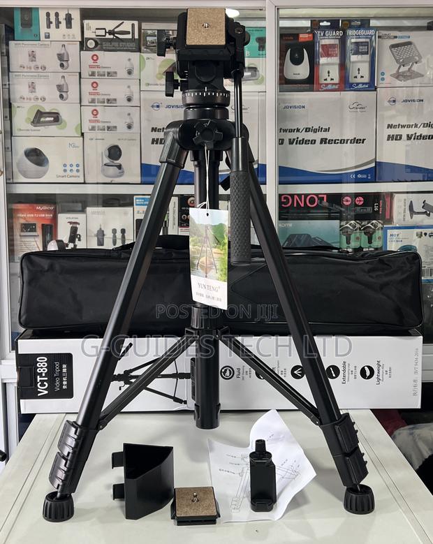 Yunteng VCT-880 Professional Tripod Stand Camera and Phone · Photo 5