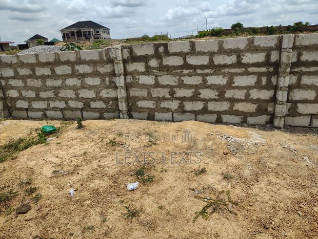 Half Plot of Land Available for Outright Purchase · Photo 2