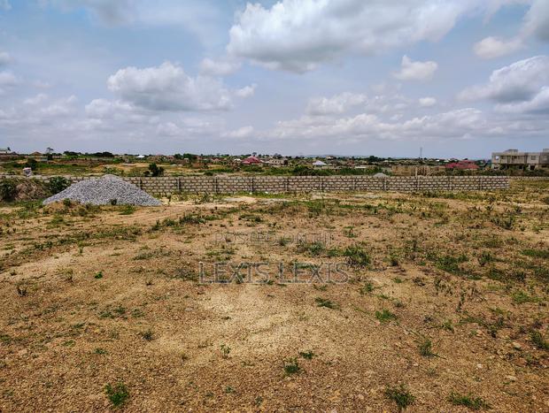 Half Plot of Land Available for Outright Purchase · Photo 4