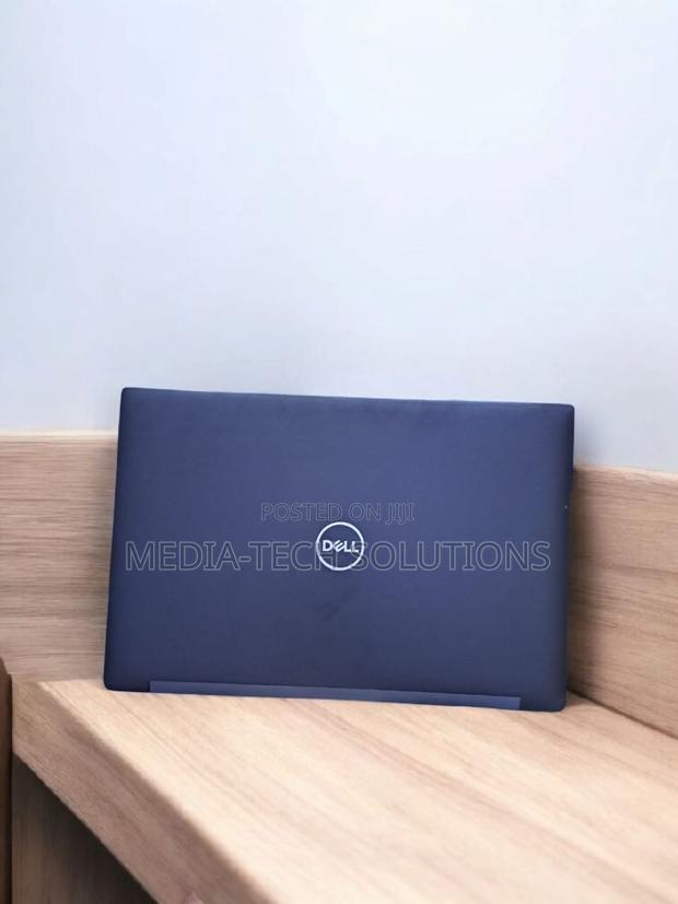 Laptop Dell Latitude 7490 16GB Intel Core i7 SSD 256GB · Photo 2