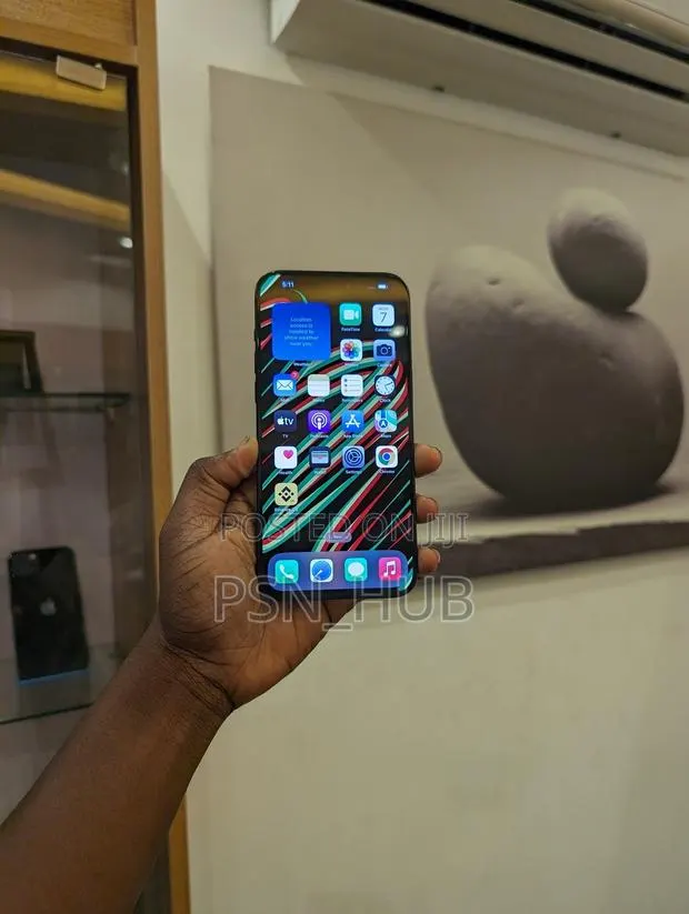 Apple iPhone 15 Pro Max 256 GB Black · Photo 1