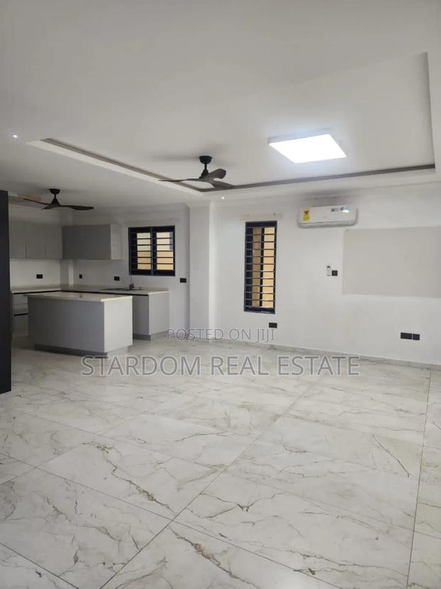 3bdrm Duplex in Ogbojo, East Legon for rent · Photo 4