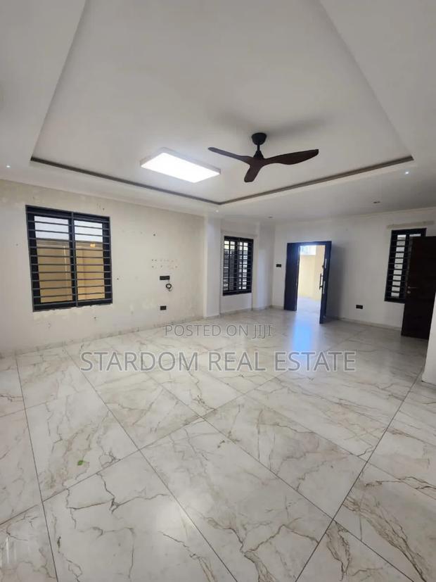3bdrm Duplex in Ogbojo, East Legon for rent · Photo 5