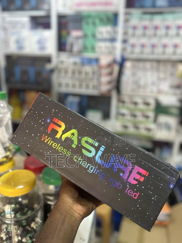 RGB Mouse Pad With Wireless Charging · Photo 1