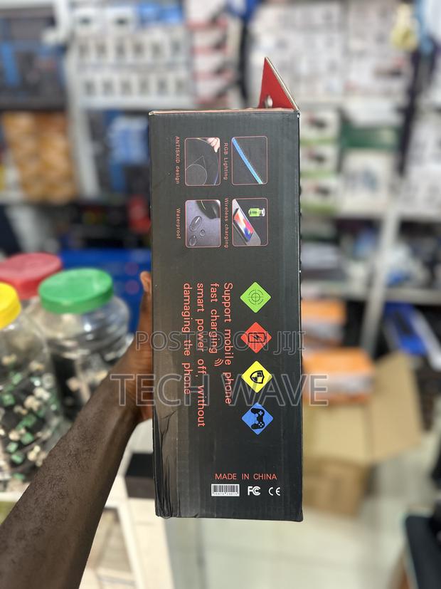 RGB Mouse Pad With Wireless Charging · Photo 4