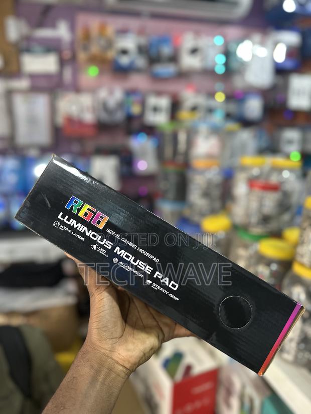 RGB Gaming Mouse Pad · Photo 4