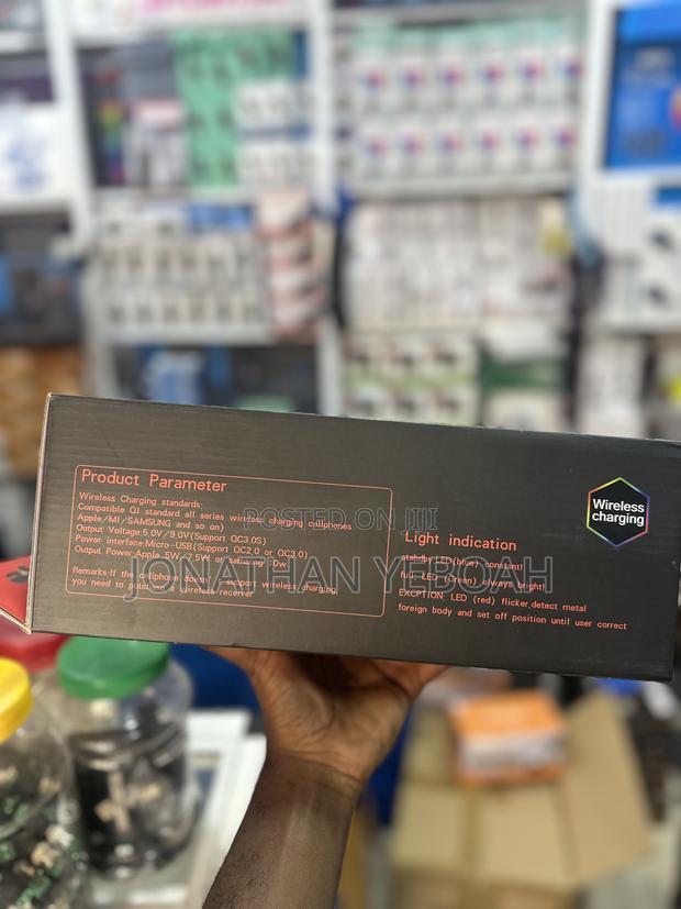 RGB Mouse Pad Wireless Charging · Photo 3