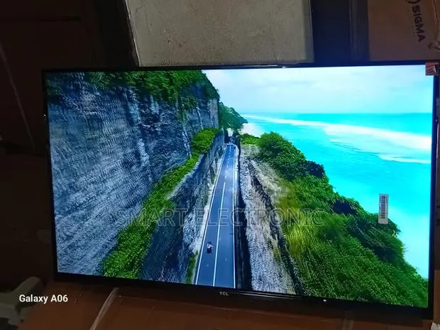 TCL 32-Inch Smart Led Tv – Enjoy Movies in Hd · Photo 1