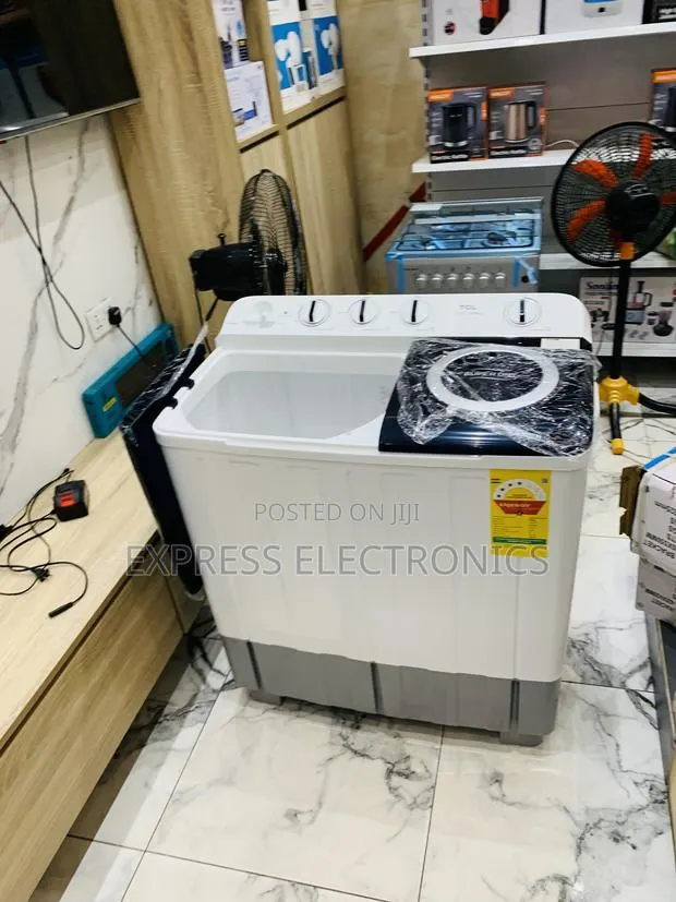 10.5kg Topload Twintub Washing Machine TCL · Photo 1