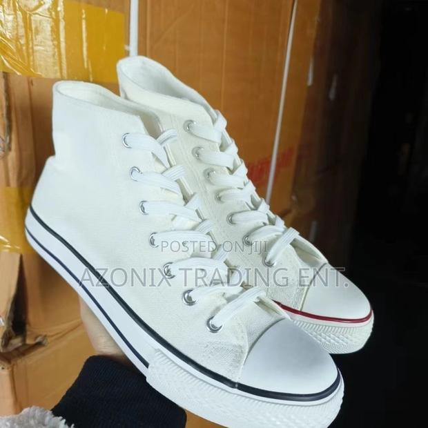 Quality Converse Shoes · Photo 2