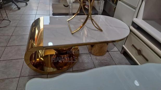 Center Table Mable · Photo 1