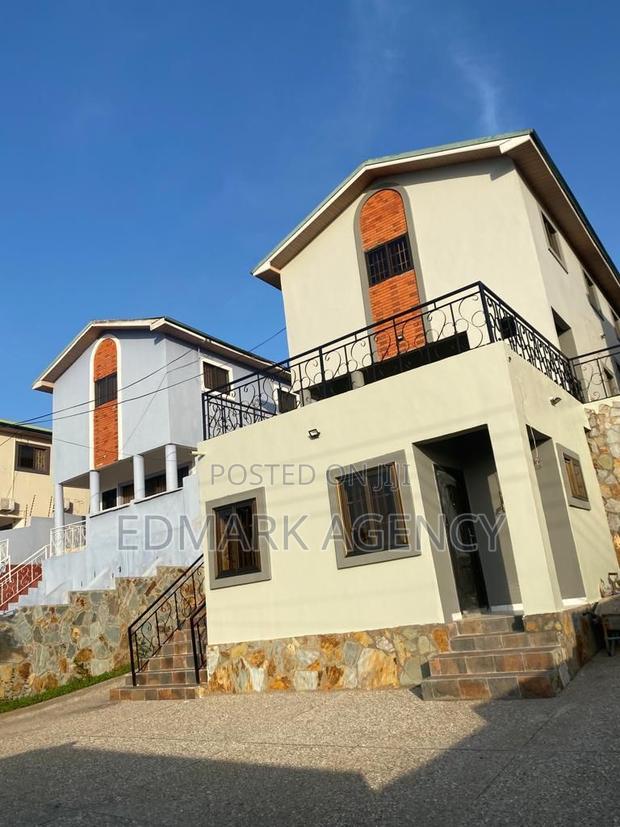 3bdrm House in Ashongman Estate, Police Station for sale · Photo 1