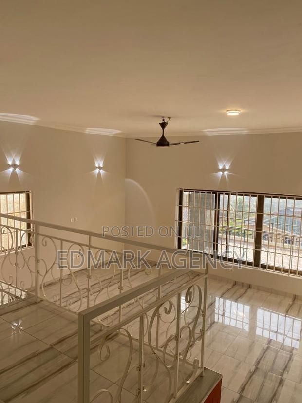 3bdrm House in Ashongman Estate, Police Station for sale · Photo 5