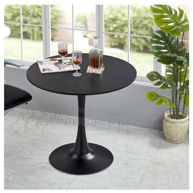 Dining Table (Round Black) · Photo 1