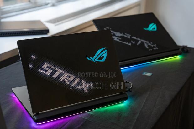 New Laptop Asus ROG Strix G17 32GB Intel Core Ultra 9 SSD 2T · Photo 2