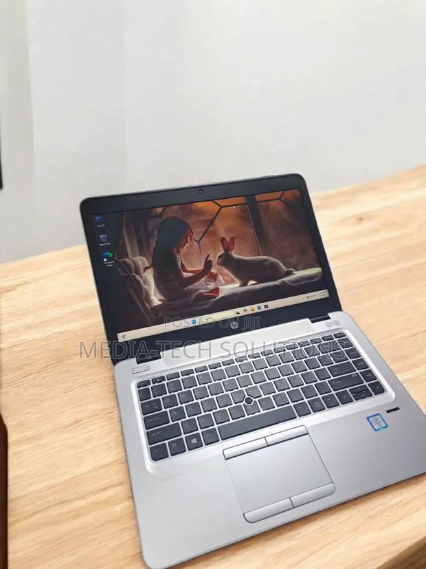 Laptop HP EliteBook 840 G3 8GB Intel Core i5 SSD 256GB · Photo 2