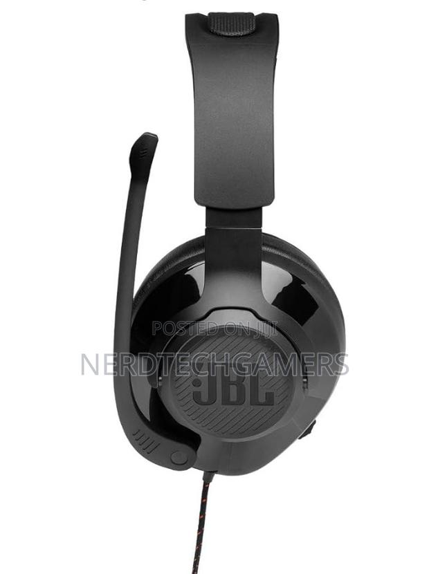 JBL Quantum 300 - Wired Over-Ear Gaming Headphones Black · Photo 5