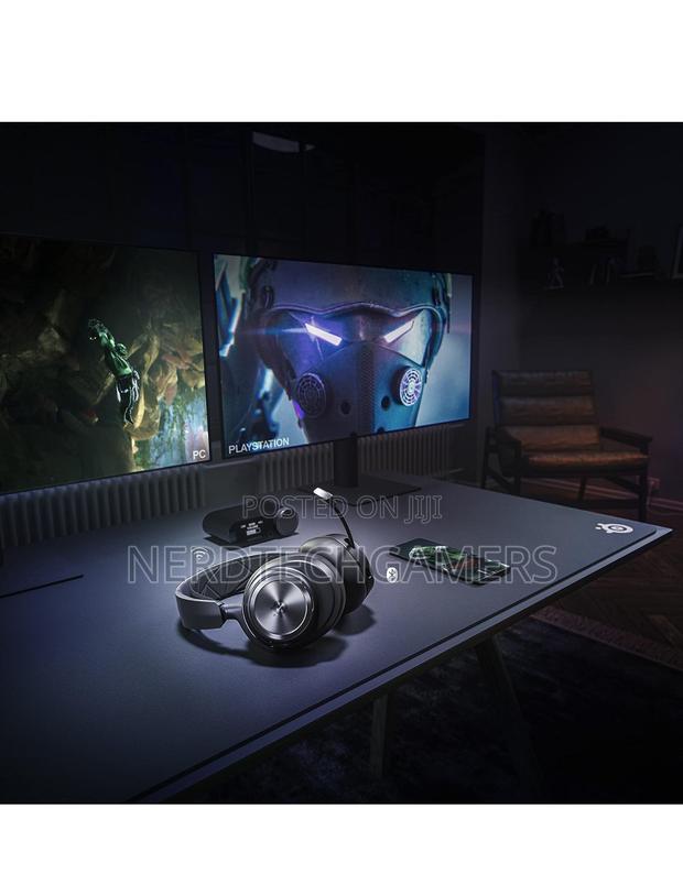 Steelseries Arctis Nova Pro Wireless Gaming Headset · Photo 6