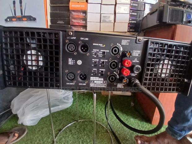 CA20 Power Amplifier · Photo 6