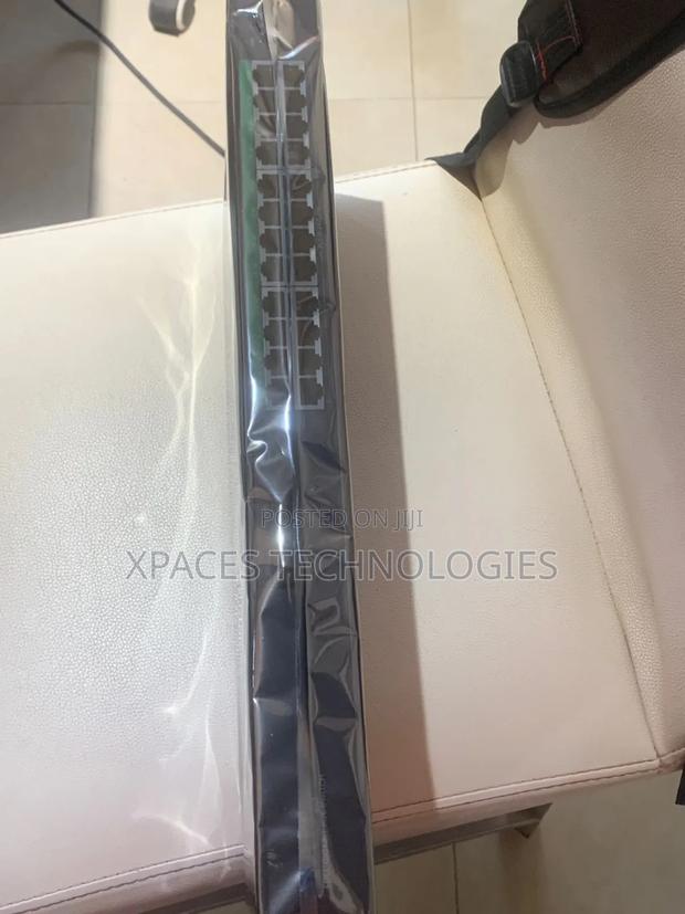 Netis 24port Full Poe Gigabit(24gbe Poe+2sfp Uplink) · Photo 2