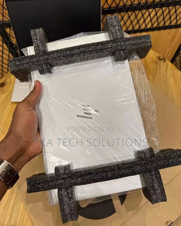 New Laptop HP EliteBook x360 1040 G7 16GB Intel Core i5 SSD 512GB · Photo 7