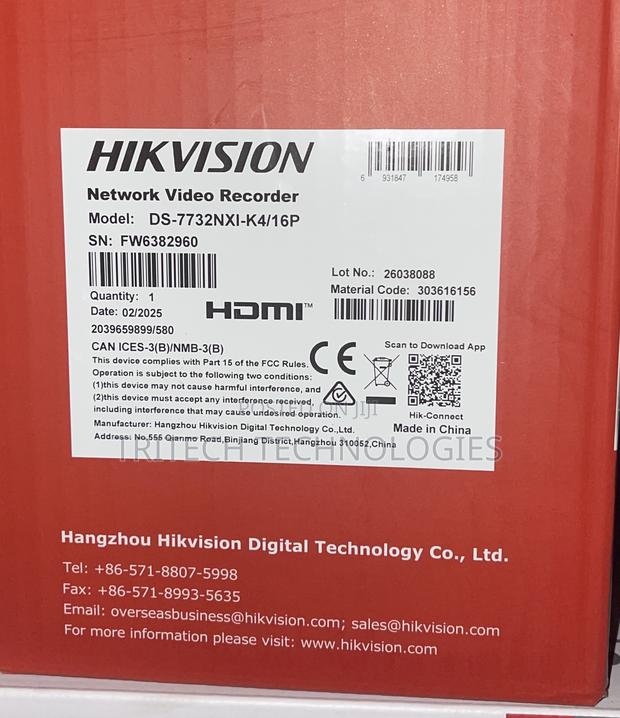 Hikvision Ds-7732nxi-/16p 32ch NVR With 16port Poe · Photo 1