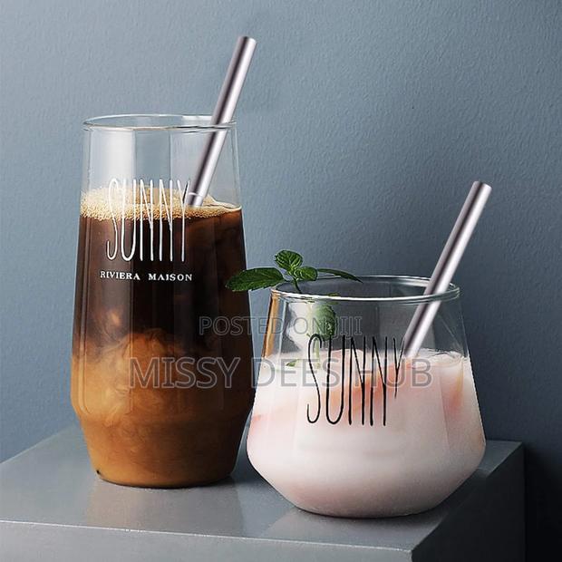 Sunny Glass Bottle /Cup With Bamboo Lid and Glass Straw · Photo 5