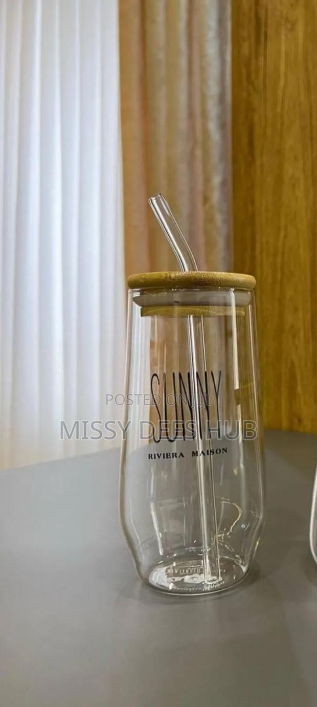 Sunny Glass Bottle /Cup With Bamboo Lid and Glass Straw · Photo 2