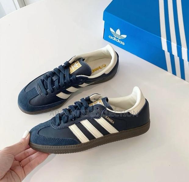 Authentic Adidas Og Samba Sneaker · Photo 2