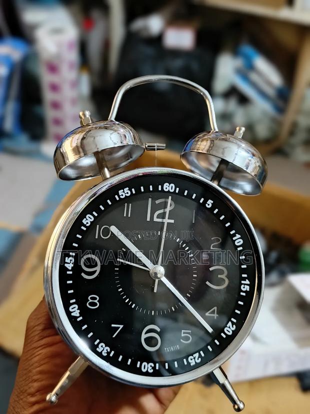 Loud Alarm Clock · Photo 1