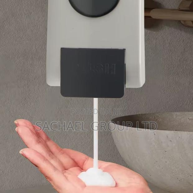 Liquid Soap Dispenser · Photo 3