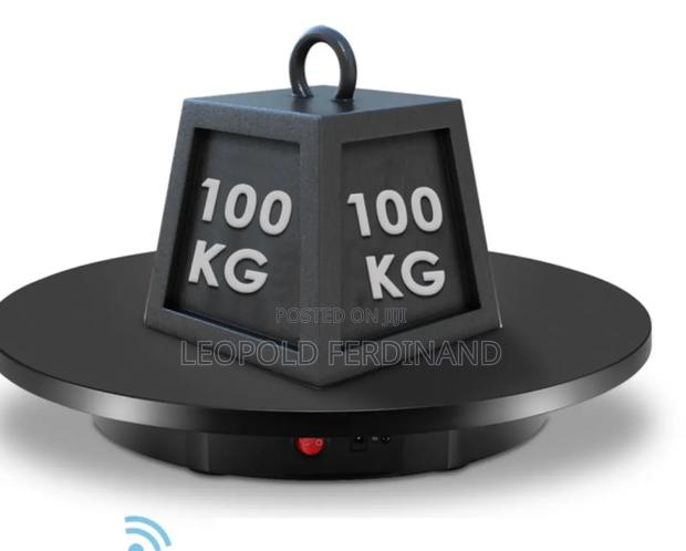 Turntable 360* · Photo 1