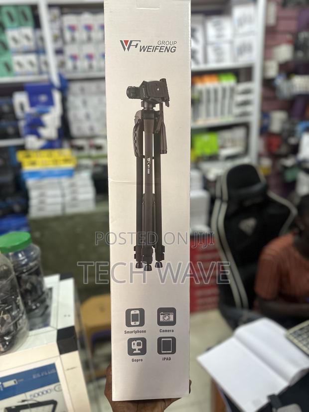 Wt 3560 Tripod Stand for Camera and Phones · Photo 1