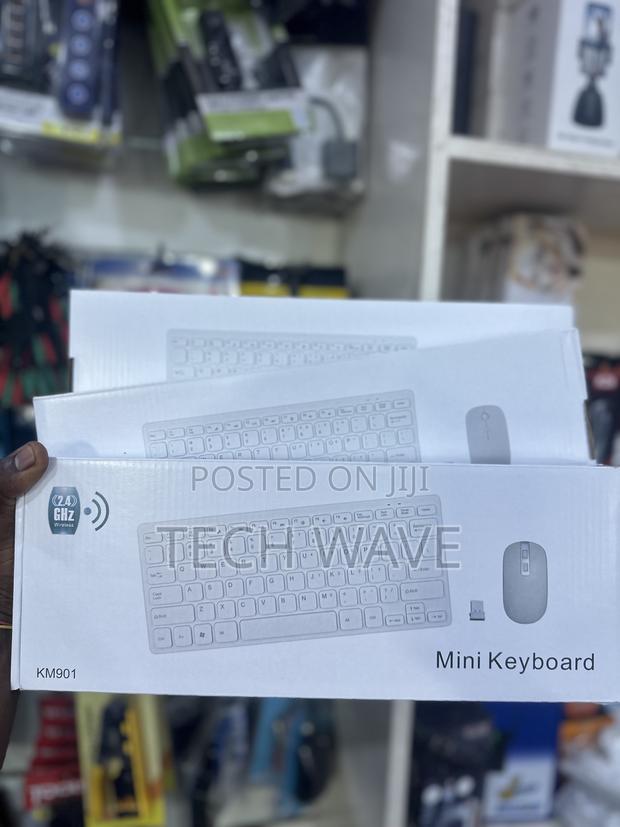 Wireless Mini Keyboard and Mouse Combo · Photo 1