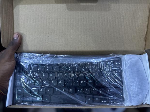 Wireless Mini Keyboard and Mouse Combo · Photo 3