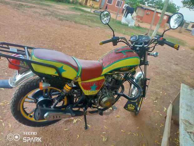 Royal Motorcycle 2024 Black · Photo 4