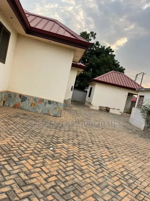 4bdrm House in Teiman Oyarifa, Pentecost for rent · Photo 1