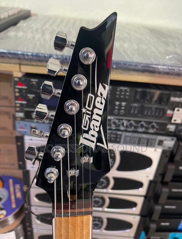 Ibanez Lead Guitar · Photo 3