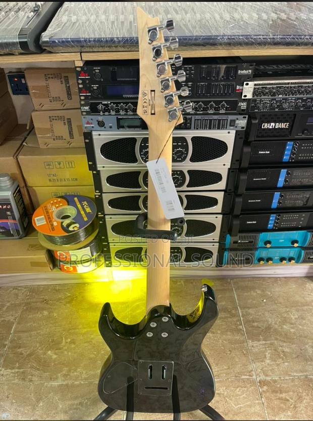 Ibanez Lead Guitar · Photo 4
