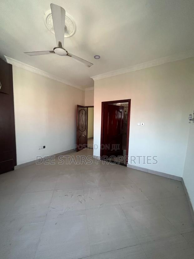 4bdrm House in Teshie Raster for rent · Photo 5